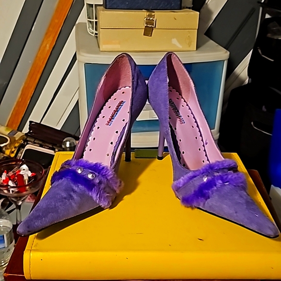 New Suede w/Fur Designer Shoes by Dangerous, Sz 8, Purple, Pointy Toe, 3" - Picture 6 of 11